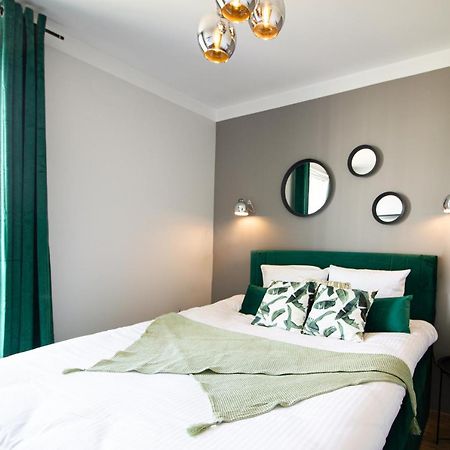 Patio Praga Metro Apartment วอร์ซอ ภายนอก รูปภาพ