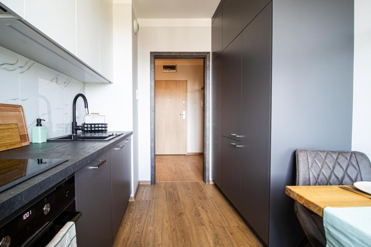 Patio Praga Metro Apartment วอร์ซอ ภายนอก รูปภาพ