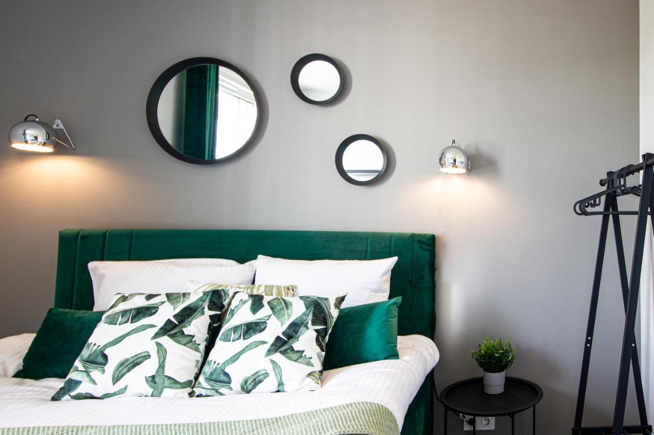 Patio Praga Metro Apartment วอร์ซอ ภายนอก รูปภาพ